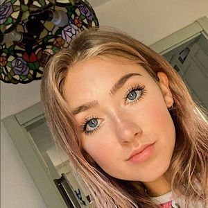 Meet your Posher, Alexa